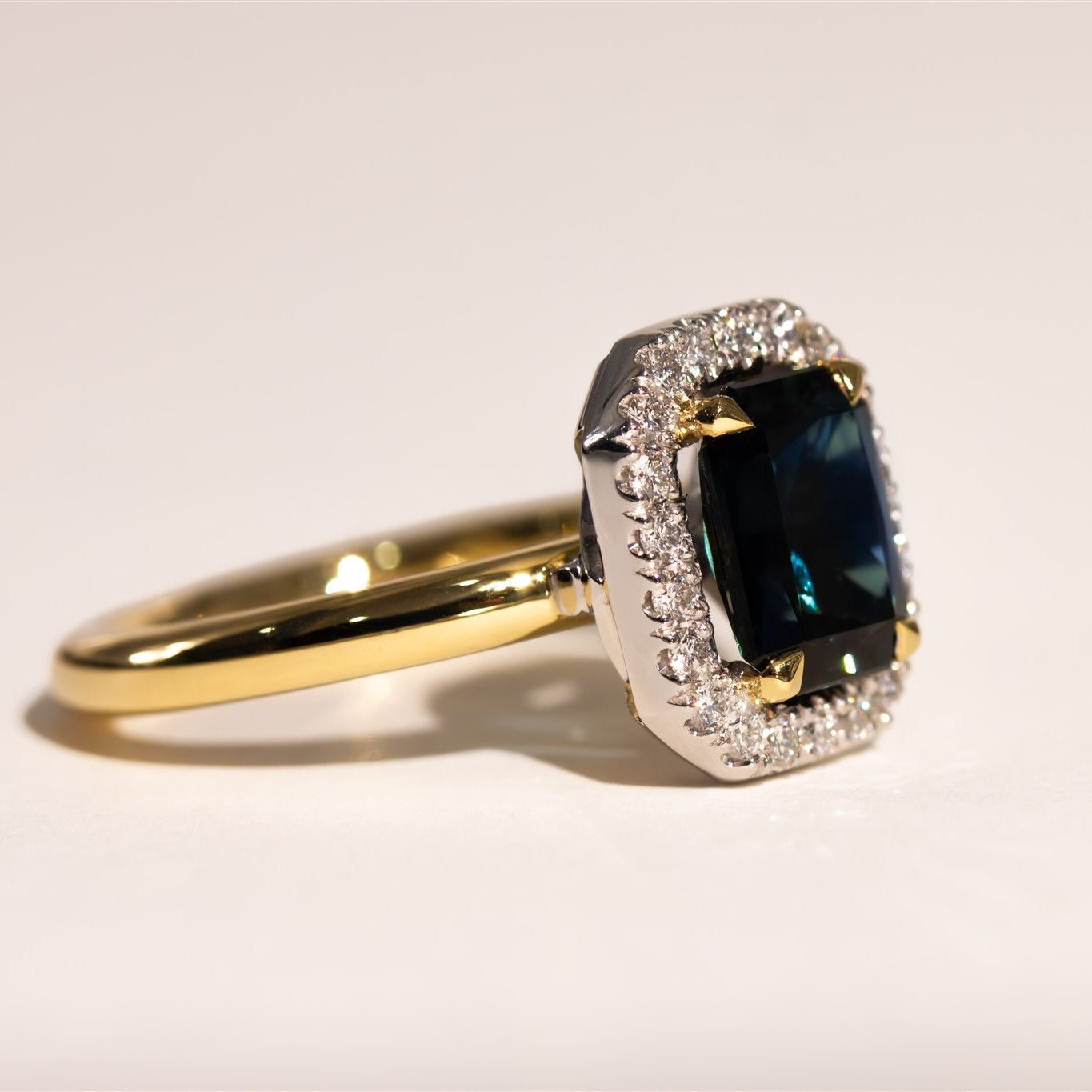 2.44ct Australian Sapphire Diamond 18ct Engagement Ring - SARI