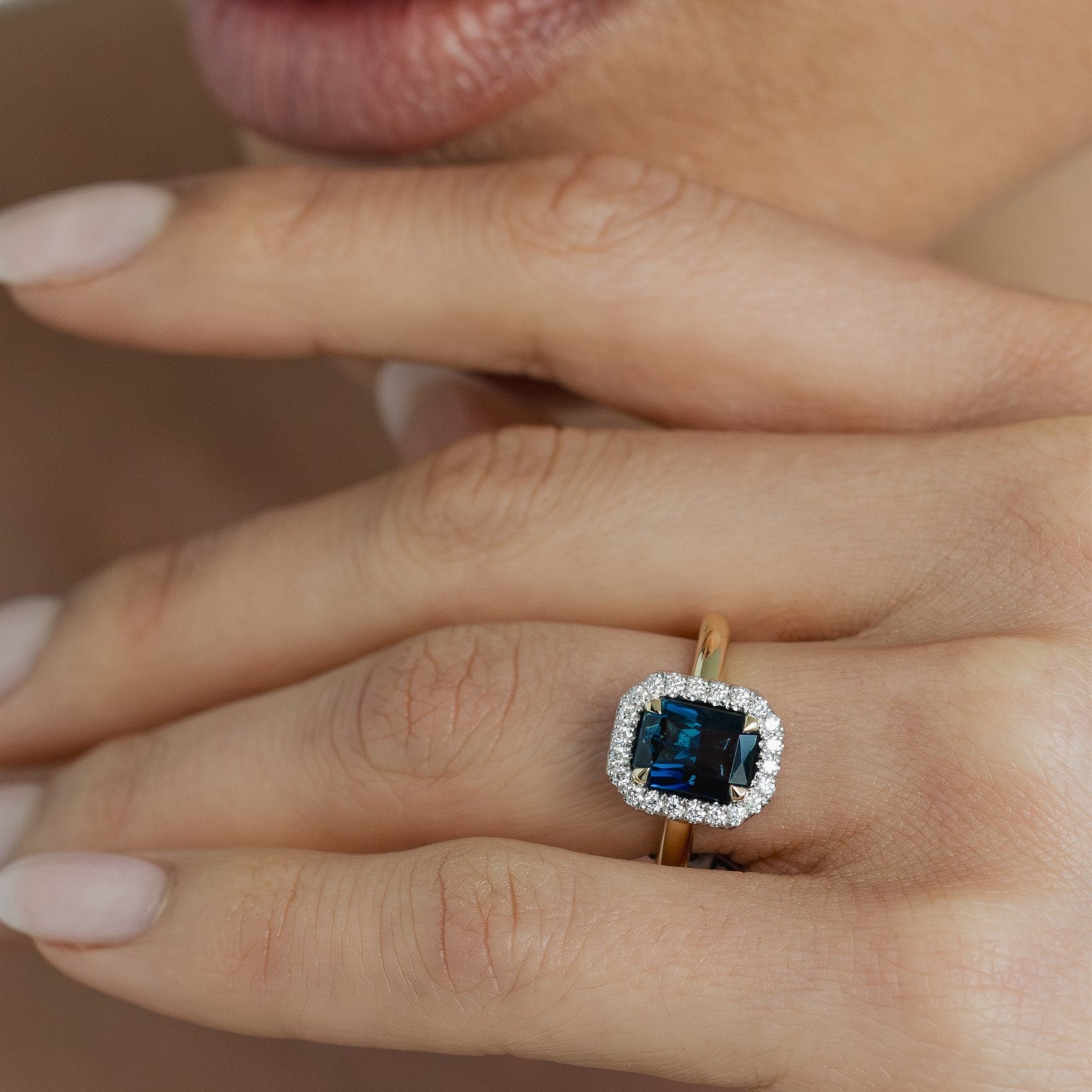 2.44ct Australian Sapphire Diamond 18ct Engagement Ring - SARI