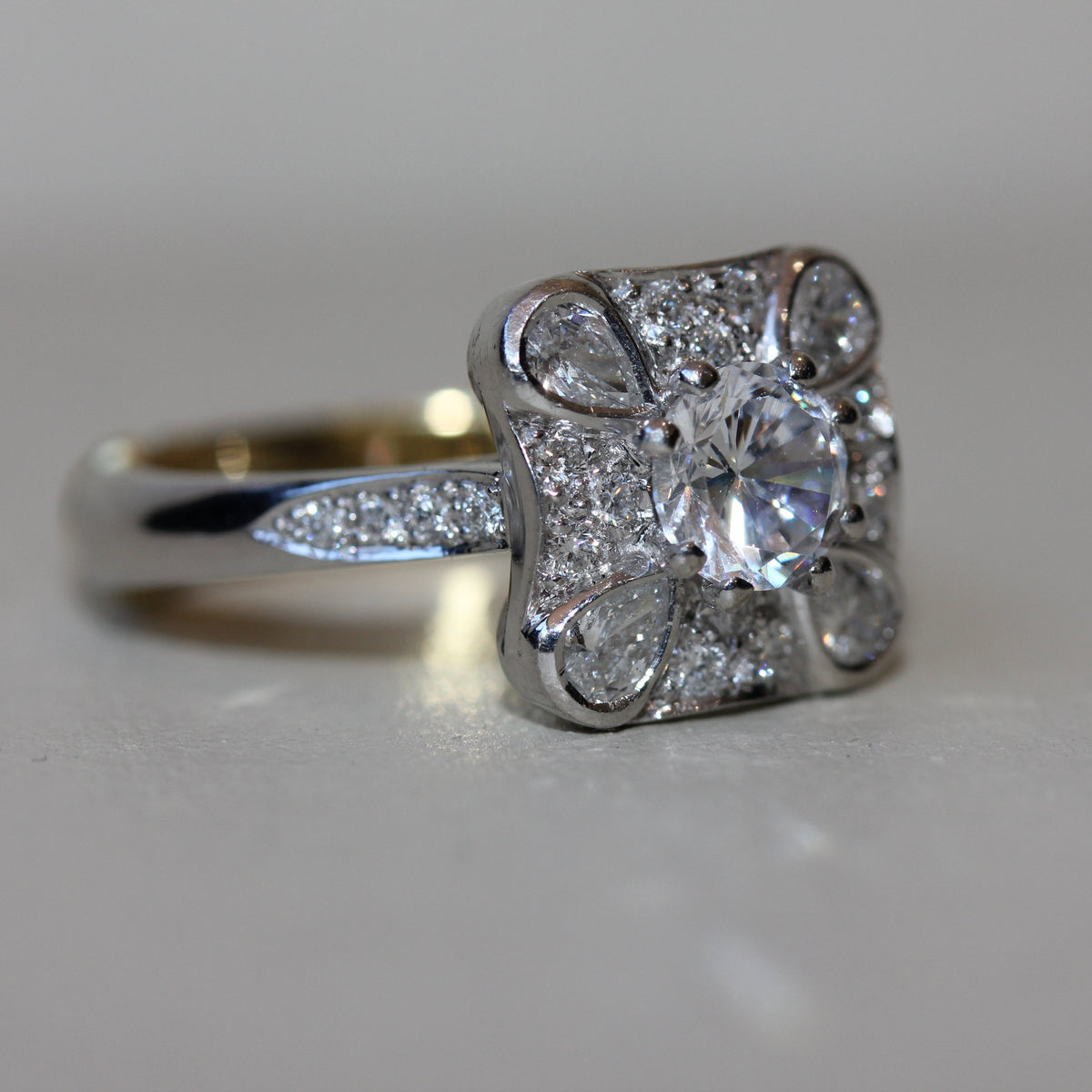 THE FLORENCE | 18CT WHITE & YELLOW GOLD NATURAL DIAMOND RING