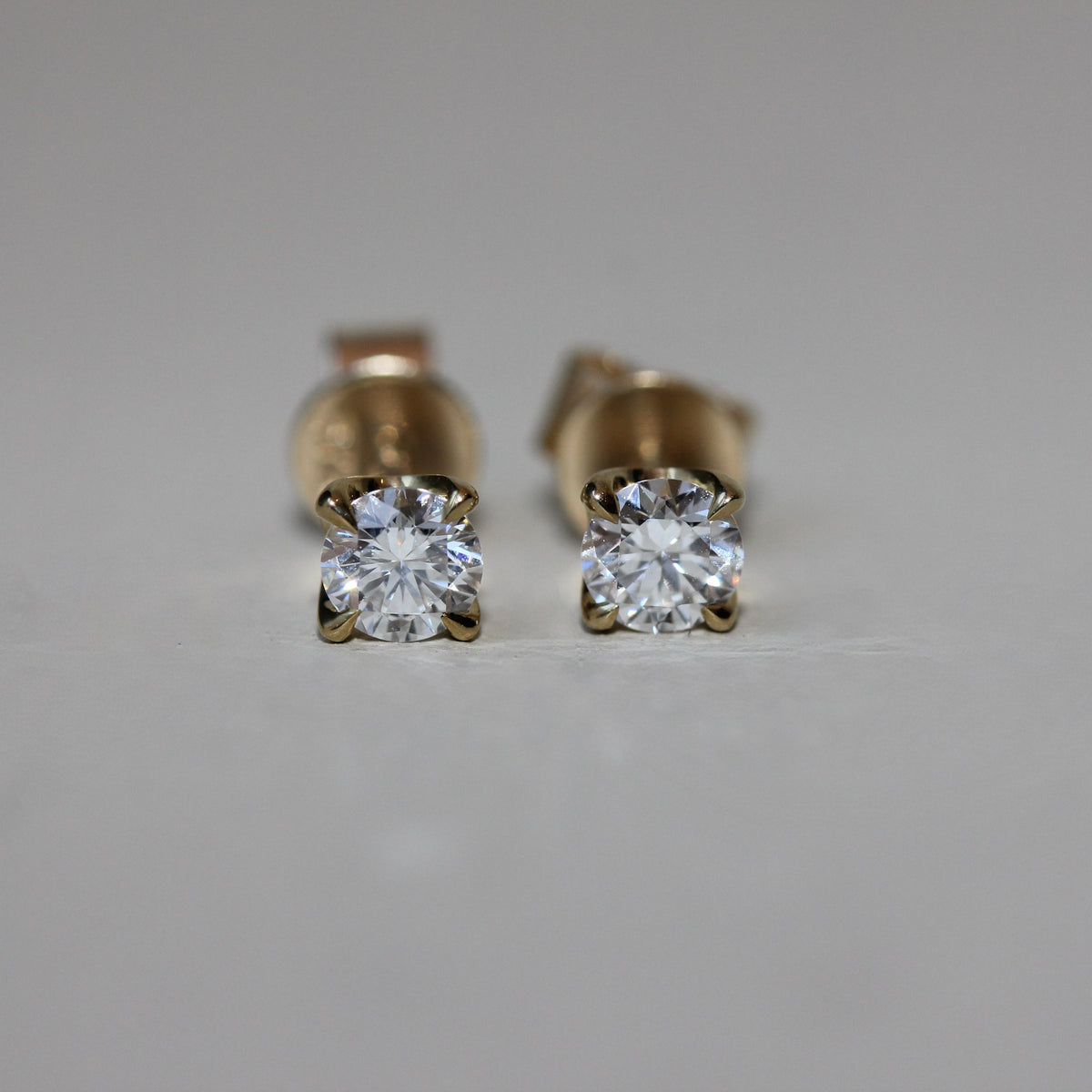 9ct Yellow Gold LAB Diamond Stud Earrings | 0.40ct