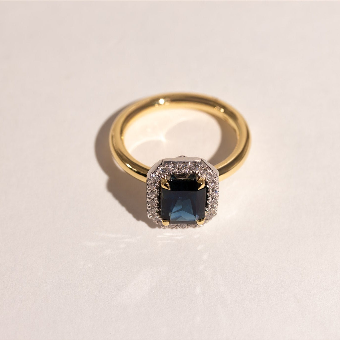 2.44ct Australian Sapphire Diamond 18ct Engagement Ring - SARI